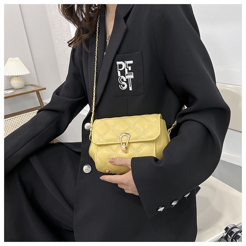 Túi Đeo Chéo Nhỏ Thêu Họa Tiết Hình Thoi NB00303