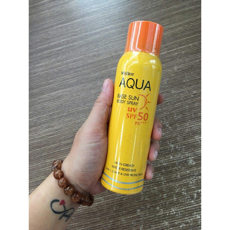 Xịt Chống nắng Aqua Base Sun Body Spray SPF50 PA+++