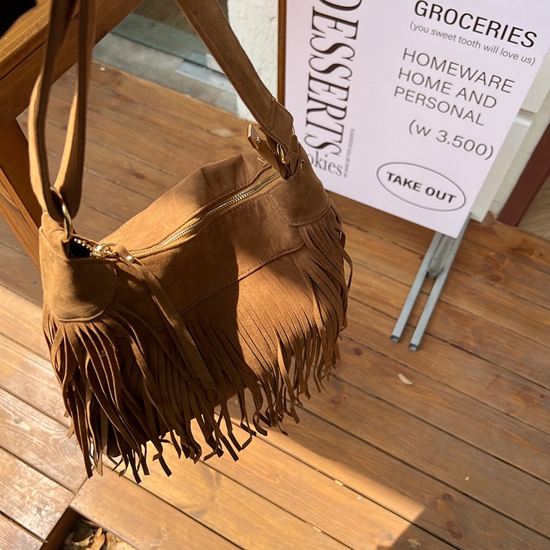 Túi Đeo Chéo Tua Rua Thời Trang Cho Nữ