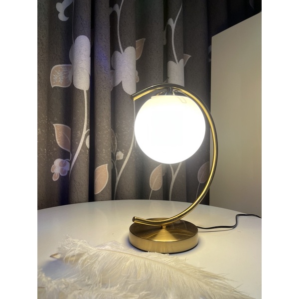 ĐÈN BÀN QUẢ CẦU HÌNH CUNG TRĂNG