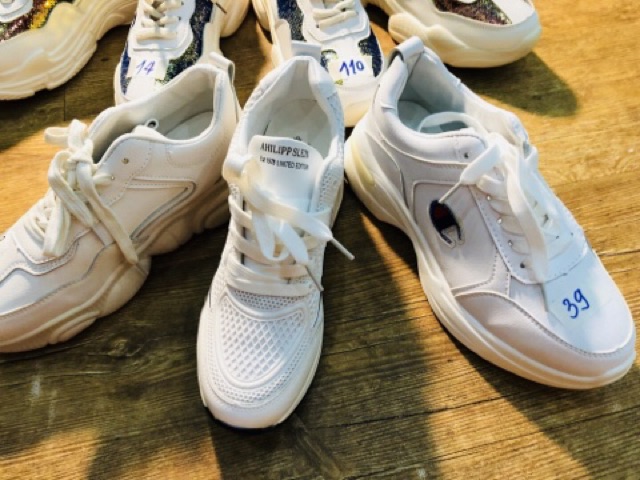 Giầy thể thao nữ Sale off