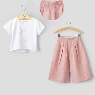 Set áo thun vải cotton, quần linen ống rộng xếp ly