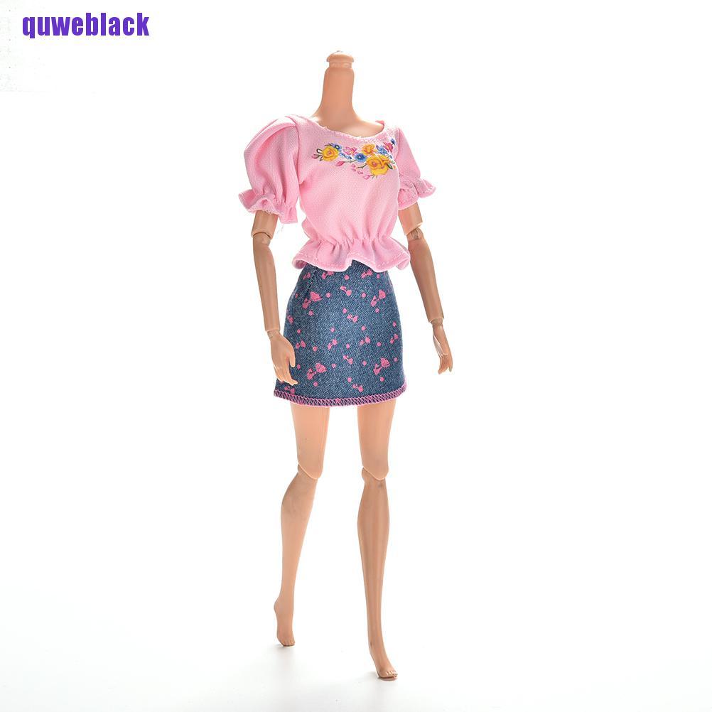 Bộ 2 Áo Thun Màu Hồng + Chân Váy Jean Xanh Cho Búp Bê Barbie