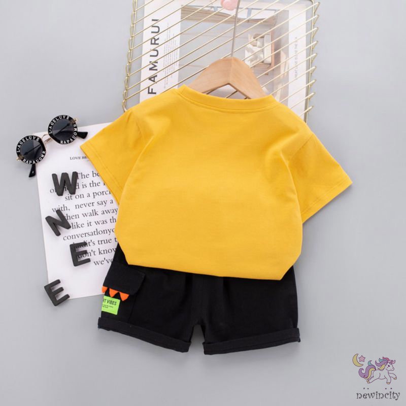 Set Đồ 2 Món Gồm Áo Cotton Tay Ngắn In Hình Khủng Long Dễ Thương + Quần Ngắn Cho Bé Trai