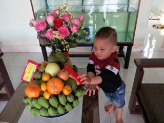 Vòng chỉ đỏ bi bạc ta