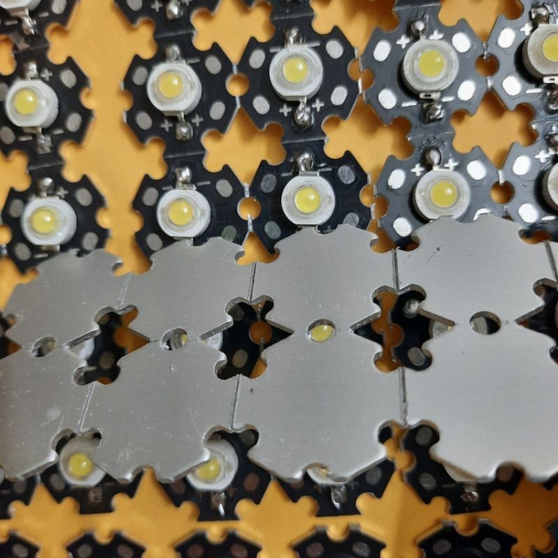 Chip led 1W trắng đã hàn sẵn đế DC 3V-4V