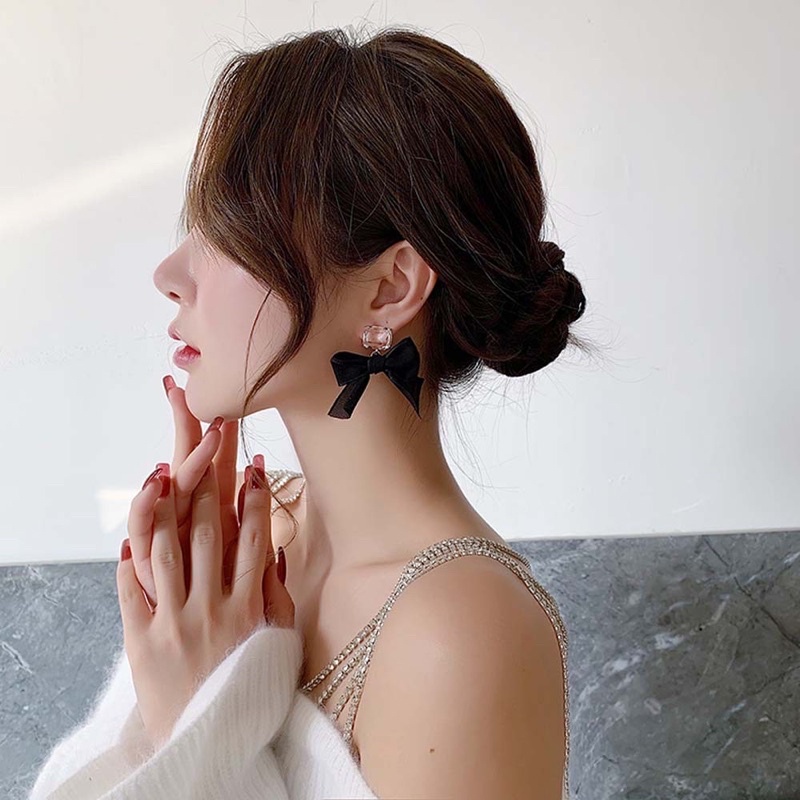 khuyên tai cao cấp hình nơ vải voan điệu đà cho các cô gái mã Th85541