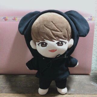 Outfit doll