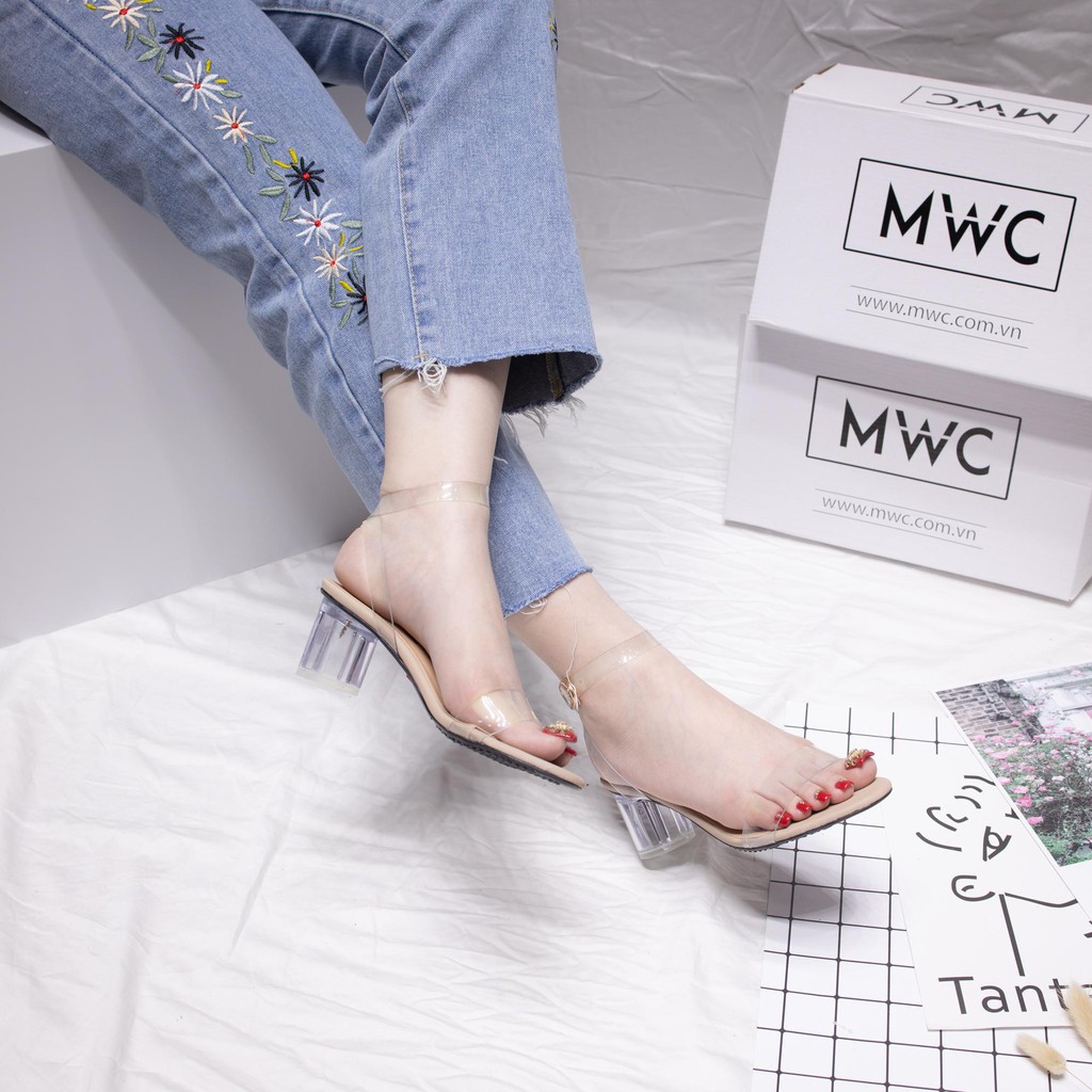 Giày Cao Gót Mũi Tròn MWC Quai Trong Sang Chảnh 2 Màu Đen Trắng NUCG - 3740