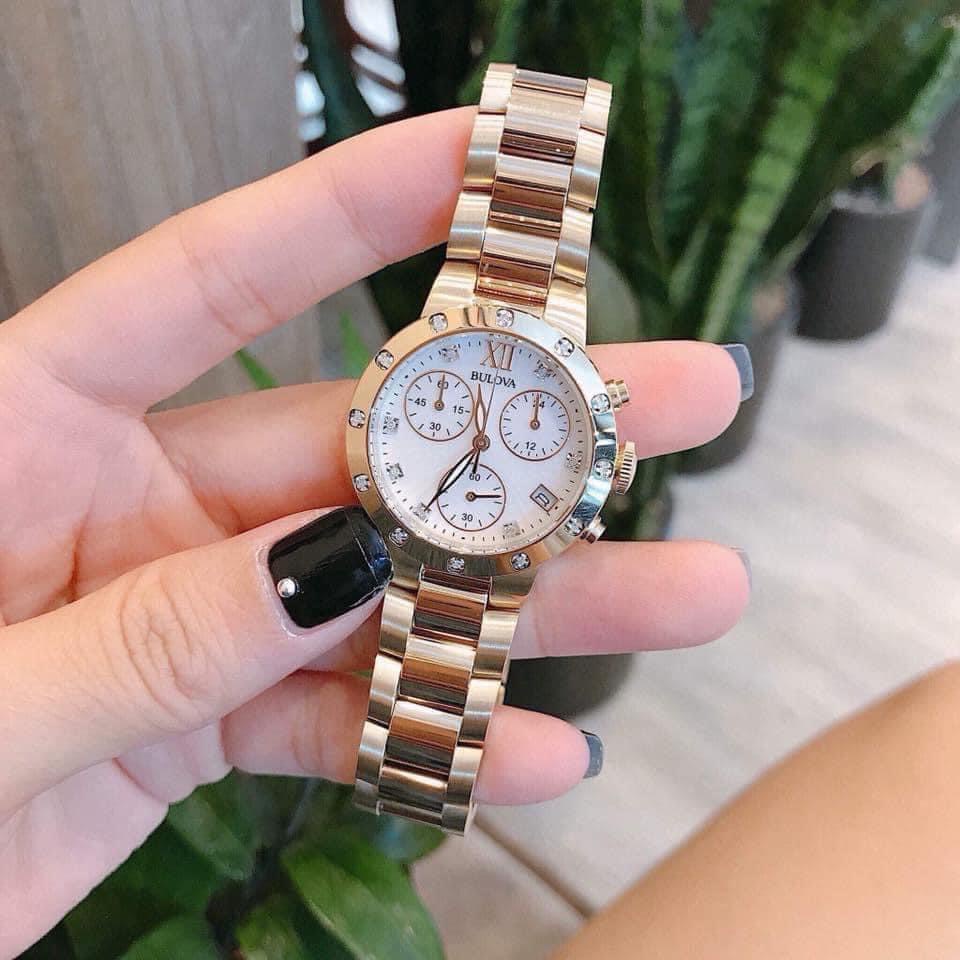 Đồng hồ nữ Bulova 6 kim dây vàng, mặt trắng