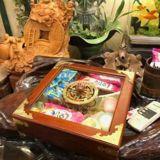 Khay mứt Tết gỗ hương