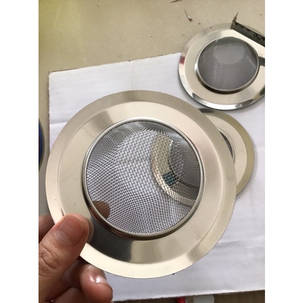 Lọc bồn rửa bát bằng inox sáng bóng