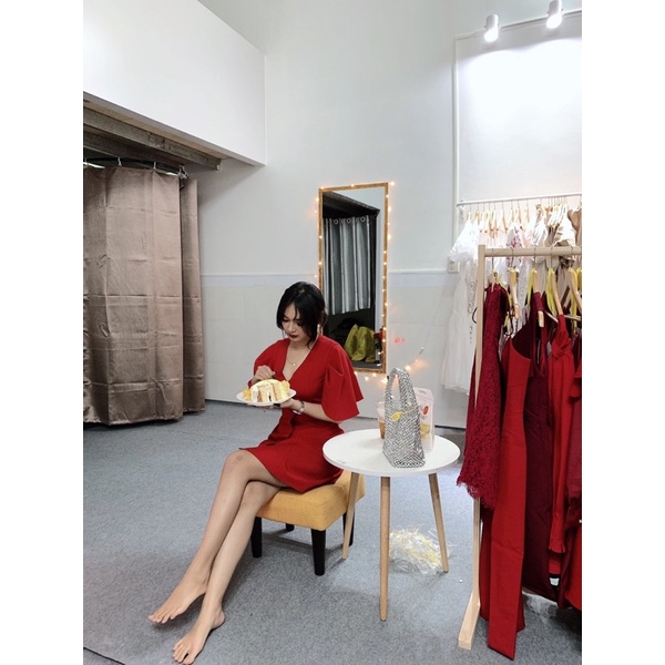 Váy tiểu thư Mollynista