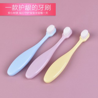 Bàn chải đánh răng trẻ em /1-3 tuổi