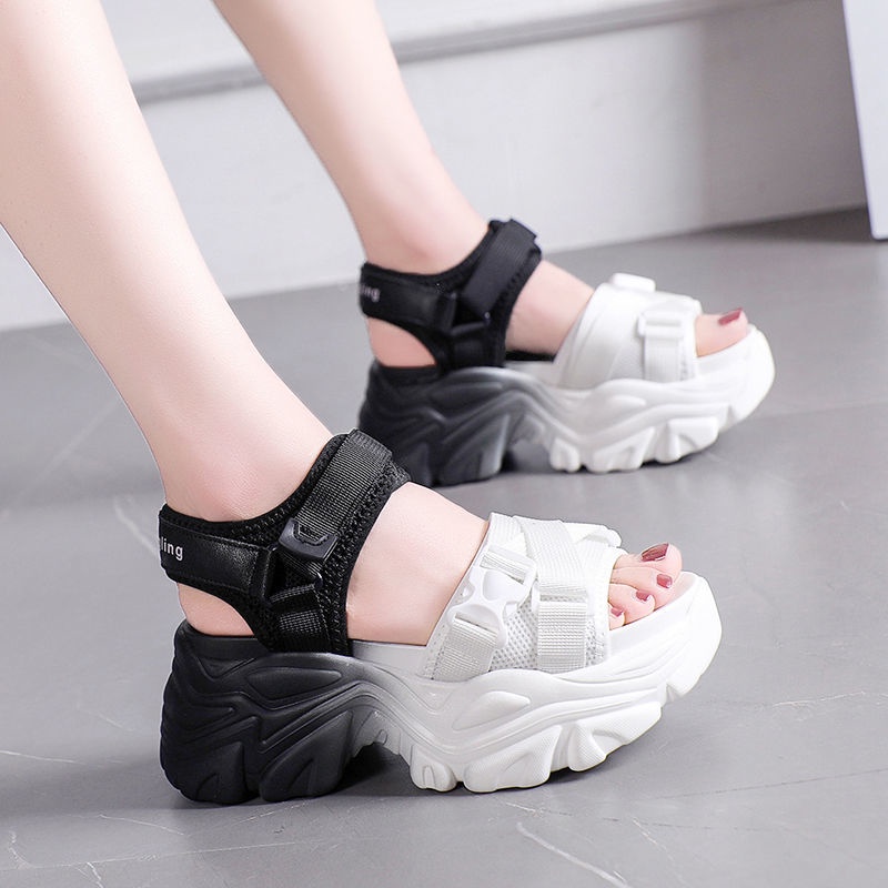 Giày Sandal Thể Thao Đế Dày Tăng Chiều Cao Phối Màu Thời Trang Cho Nữ