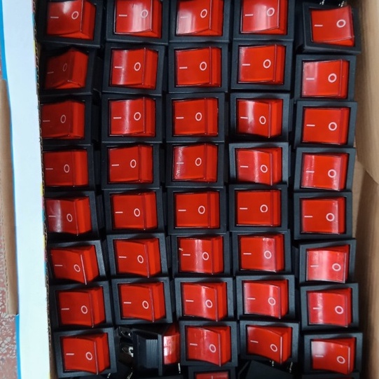 Công tắc nguồn 4 chân dùng cho máy hàn, máy đềm và nhiều thiết bị khác