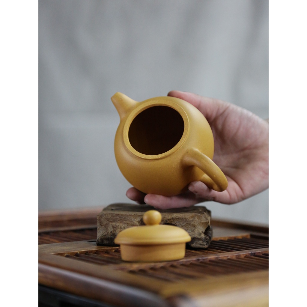 Ấm Tử Sa Nghi Hưng Liên Tử 260 ml (Đoạn Nê)