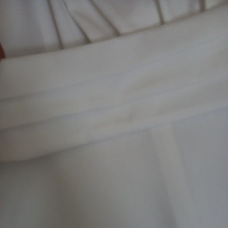 Váy trắng Zara
