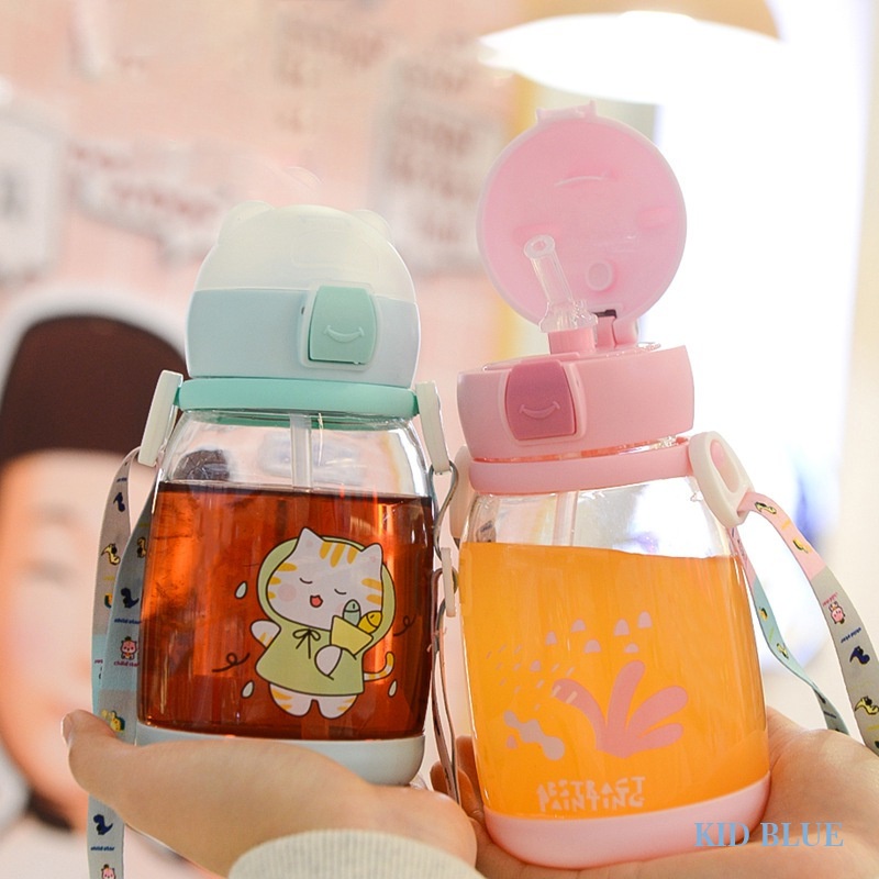 Bình Nước Nhựa 600ML Kèm Ống Hút Và Dây Đeo Dễ Thương Sáng Tạo Cho Học Sinh