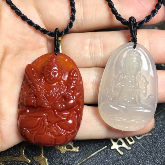Mặt phật bản mệnh mã não
