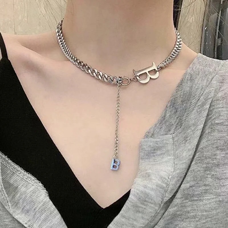 Vòng Cổ Choker Mặt Chữ B Thời Trang Cá Tính Cho Nữ