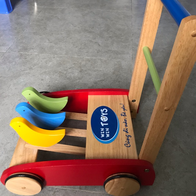 Xe tập đi winwintoys