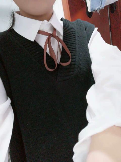 Sẵn Nâu(Hàng Đẹp)Ảnh thật 4 hình cuối- Áo gile len oversize Moss Queen Ulzzang | BigBuy360 - bigbuy360.vn