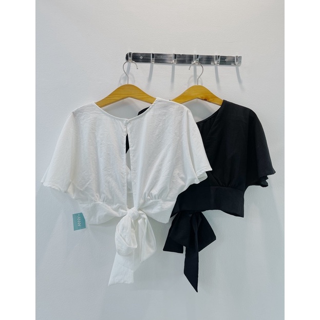 Áo croptop cột nơ lưng (Pill 9)