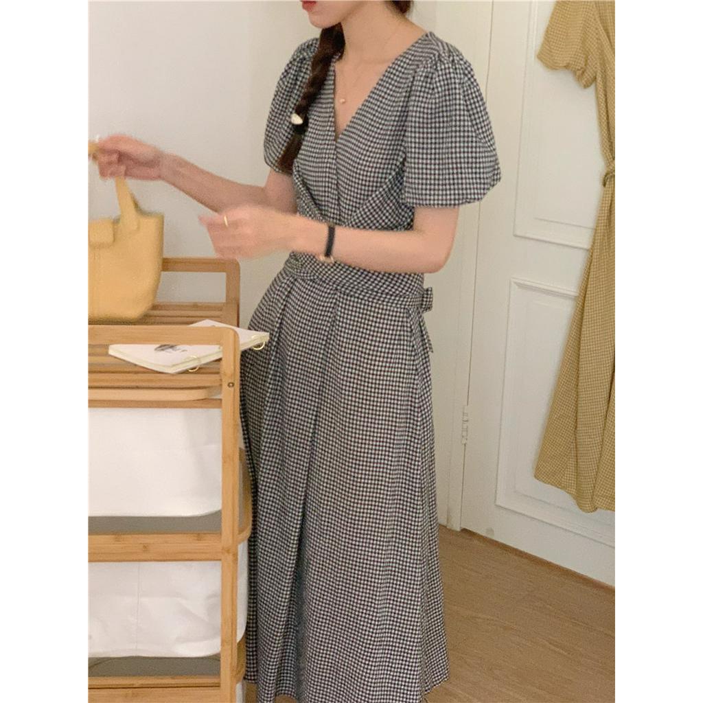 Đầm Ngắn Tay Cổ Chữ V Họa Tiết Ca Rô Ca Rô Thời Trang Pháp 52627