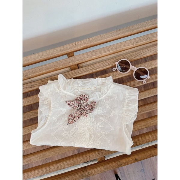 Sơ mi trắng thắt nơ cho bé gái có size từ 11 đến 28kg