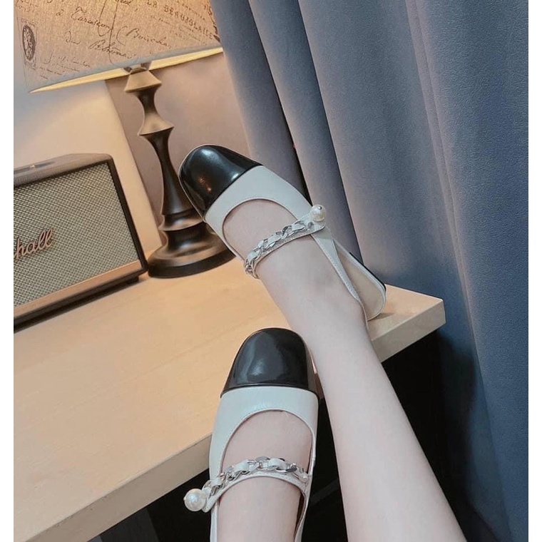 Giày Bệt Pazzion hai màu kem và nâu nhạt