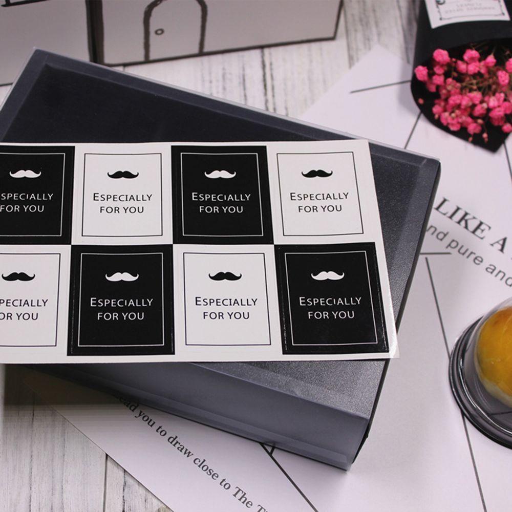 Bộ 5 Tờ Nhãn Dán Giấy Họa Tiết Ria Mép Sáng Tạo Trang Trí Hộp Quà Giáng Sinh