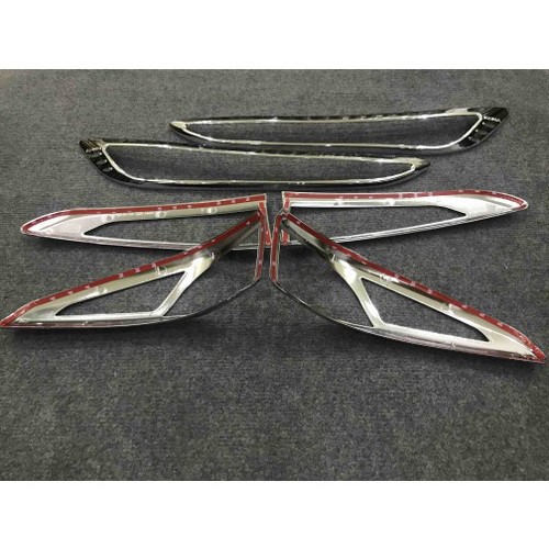 Ốp trang trí viền đèn pha hậu Hyundai Kona 2018-2019