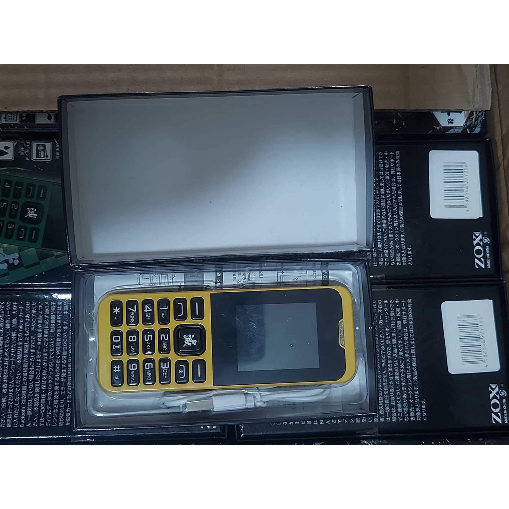 Điện thoại Nhật bản 2 sim 2 sóng mới nguyên hộp  giá rẻ màu ngẫu nhiên