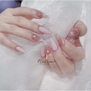 Mẫu nailbox móng up thạch hồng xen kẽ vẽ hoạ tiết
