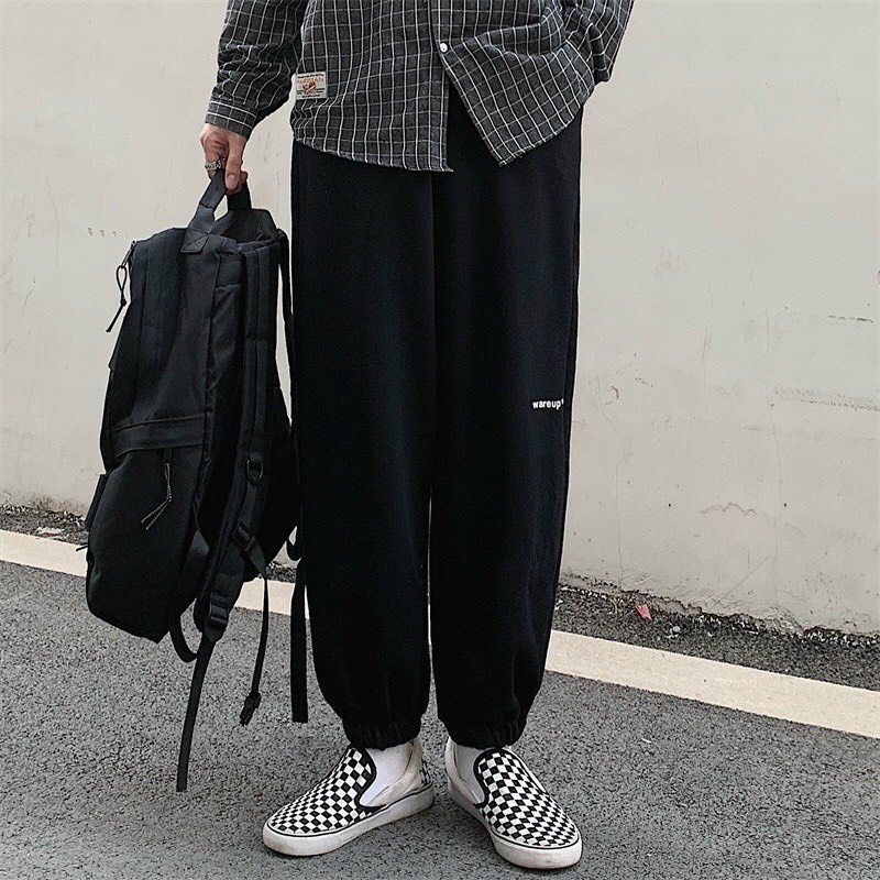 Quần Jogger Chữ Gối Wareup Unisex  Nỉ ống boom form thụng kiểu dáng đường phố cá tính