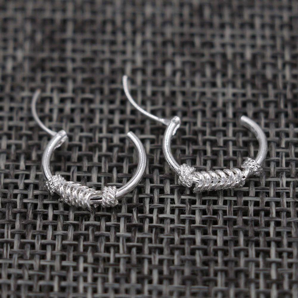 Bông Tai Tròn Bằng Thép Không Gỉ Phong Cách Punk Cổ Điển 2Lip