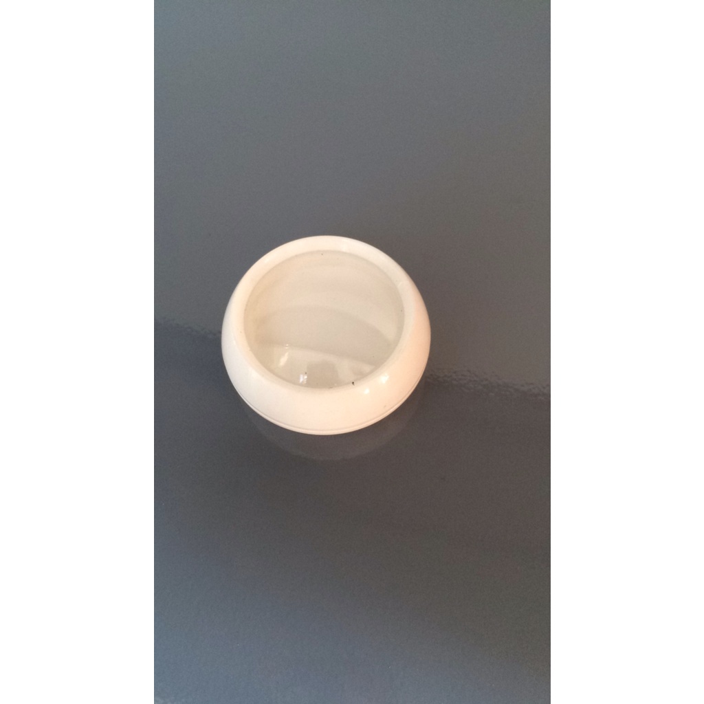 Hũ nhựa trắng tròn nắp trong 7ml