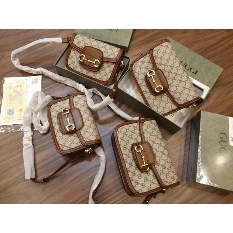 Túi đeo chéo kết hợp đeo vai nữ hồ ngọc hà hàng full boxx nguyên seal-ảnh thật shop chụp