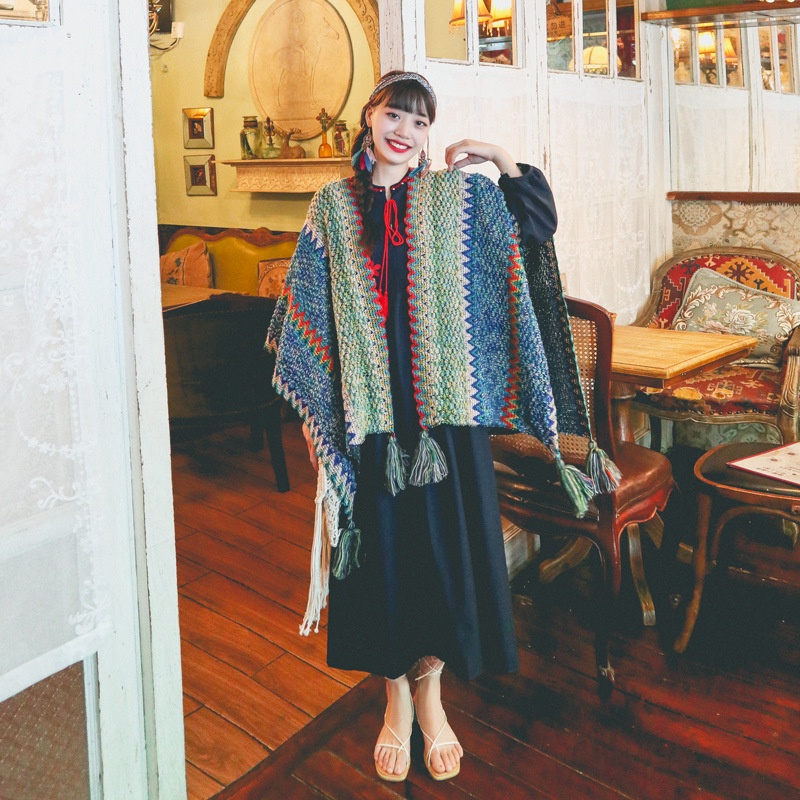 Khăn áo choàng boho thổ cẩm nữ mùa thu đông kiểu khoác ngoài chất len móc dày ấm 106*135cm - AC0201 The Collar Box