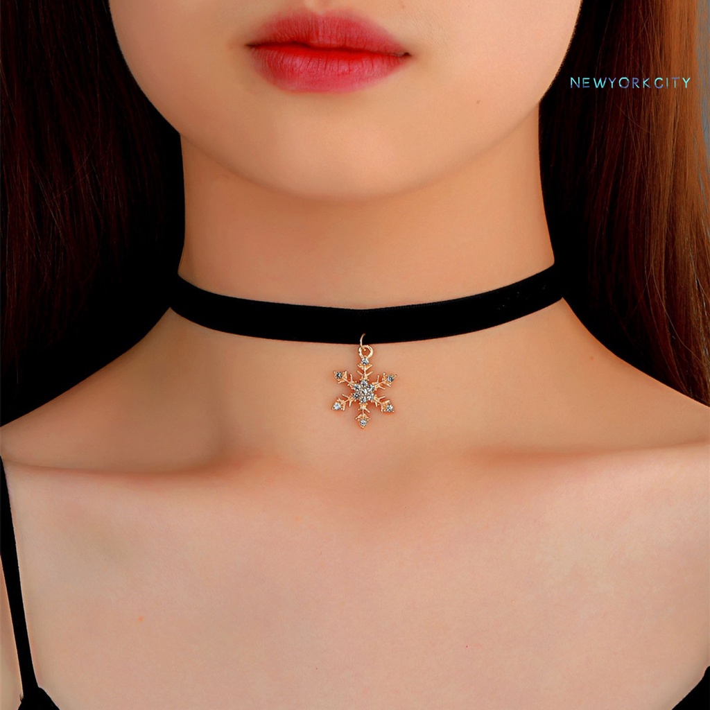 Vòng Cổ Choker Chất Liệu Nhung Mặt Hình Cây Đính Đá Phong Cách Giáng Sinh