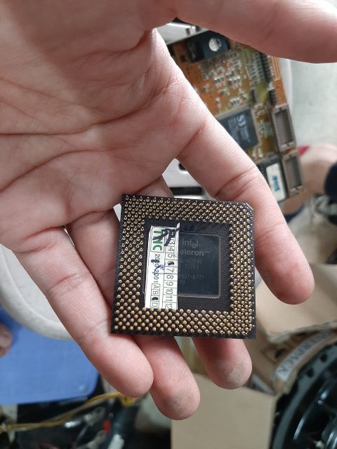 Cpu cổ socket 7 ko có đồ test bán đại nhe. 589nhattao