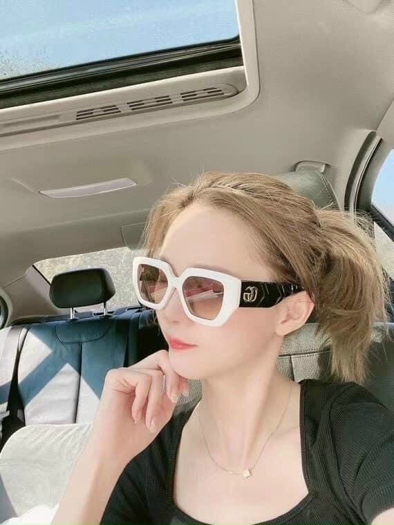 Kính mát siêu xịn, siêu hot