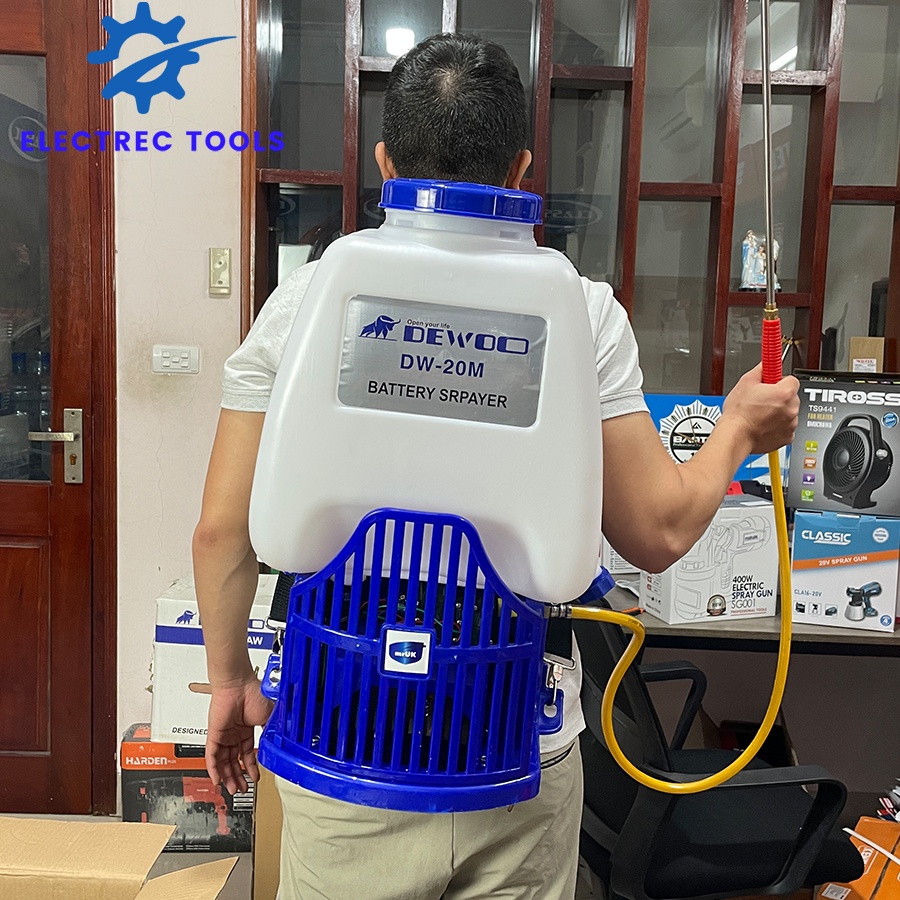 Bình phun thuốc sâu bằng điện, Xịt tưới cây, 2 củ bơm dewoo 20m, dung tích 20l, bảo tín official store