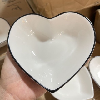 Chén sứ loại 1 hình tim_bát sứ cao cấp trái tim viền đen