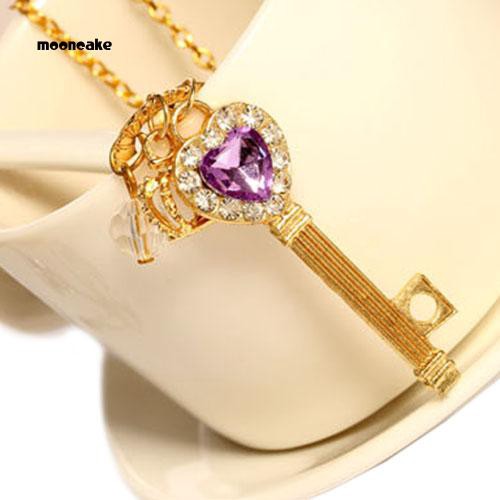 Dây chuyền hình chìa khóa trái tim đính đá thời trang