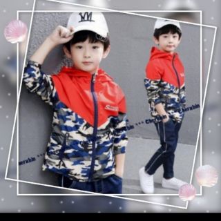 Áo khoác dù bé trai phối màu phong cách, chất vải dù mềm mại, 2 bên có túi phối dây kéo, Bé mặc đi chơi đi học đều yêu.