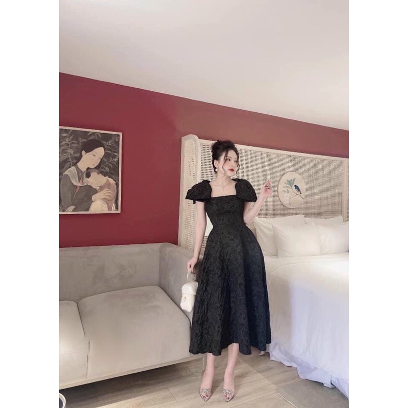 ẢNH VÀ VIDEO THẬT 1000% _ ĐẦM XOÈ GẤM VAI NƠ