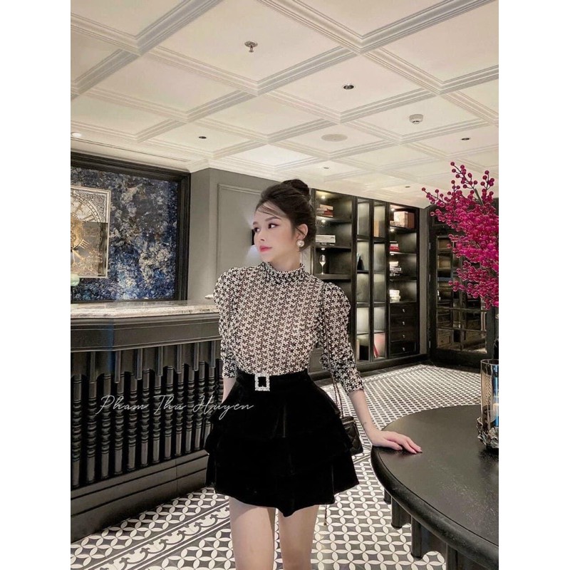 Chân váy Nhung xoè mặt đá | BigBuy360 - bigbuy360.vn