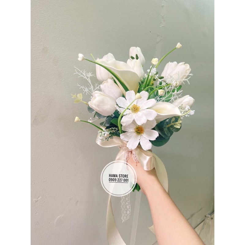 Bó hoa cưới cầm tay cô dâu Tulip PU và rum Calla LiLy cao cấp phối cùng cúc họa mi màu trắng
